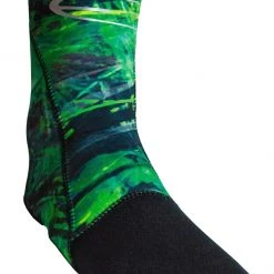 Epsealon Booties Fusion - 3mm (Green, Red, Blue, Black) 15 Epsealon Booties Fusion - 3mm (Green, Red, Blue, Black)